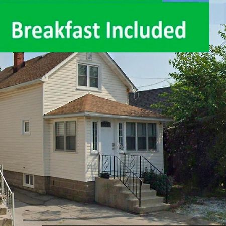 Cozy 3 Bedroom Downtown Cottage With Complimentary Breakfast Delivered Daily To The Rental Cataratas do Niágara Exterior foto
